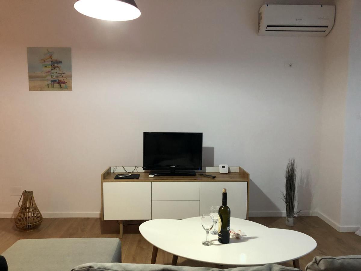 Chronos Apartment - Modern And Stylish Timişoara Extérieur photo